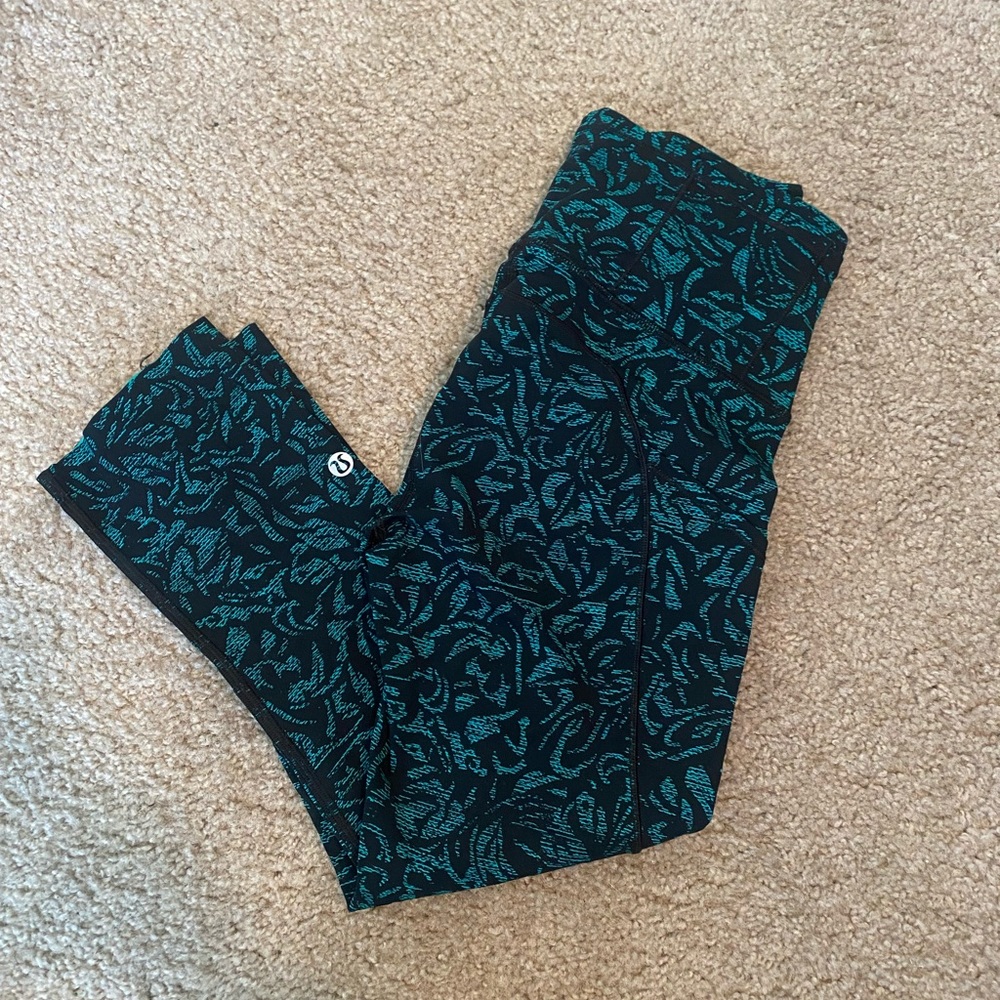 Lululemon‎ Crop Fast & Free Leggings